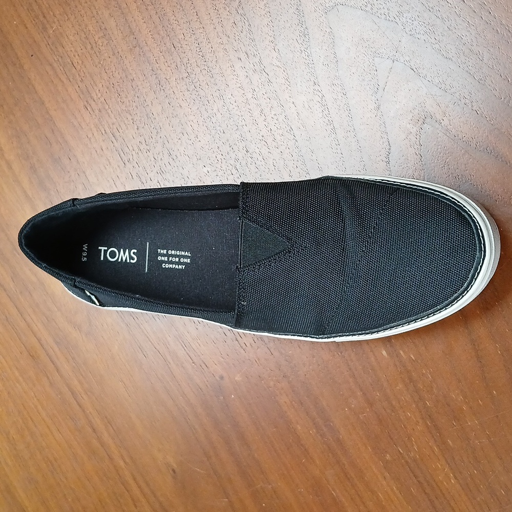 Toms shoes